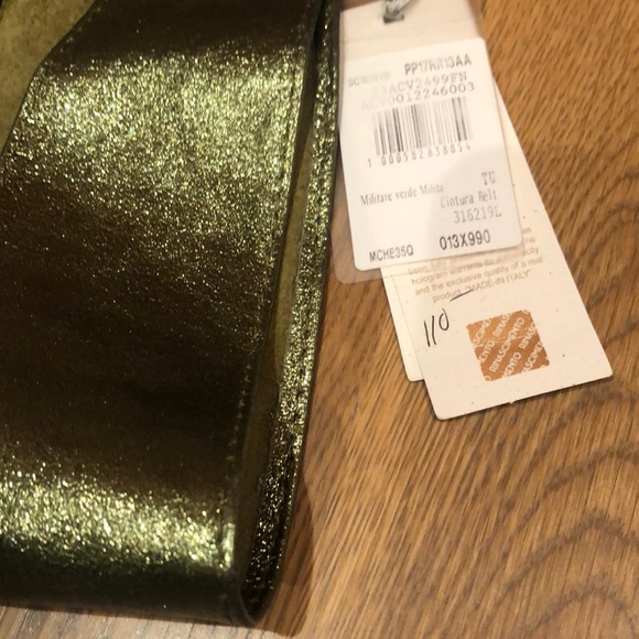 Metallic green tie belt. - Picture 2 of 2